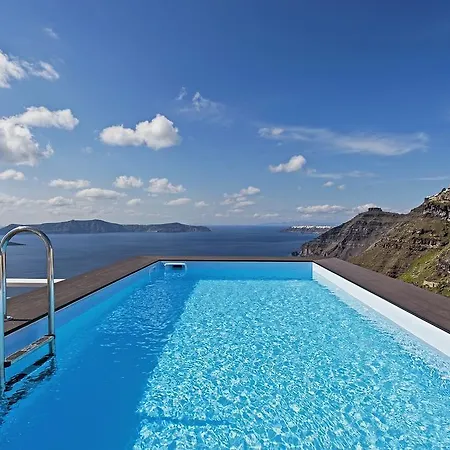 Thireas 4* Fira (Santorini)