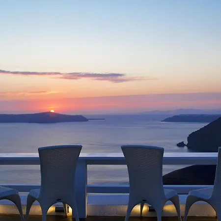 Thireas Fira (Santorini)