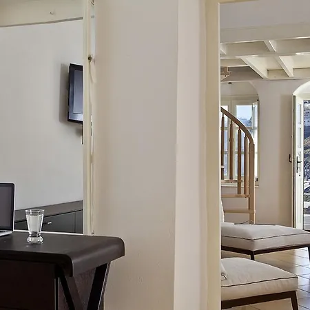 Thireas Hotel