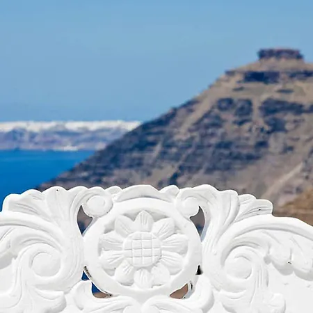Thireas Fira (Santorini)
